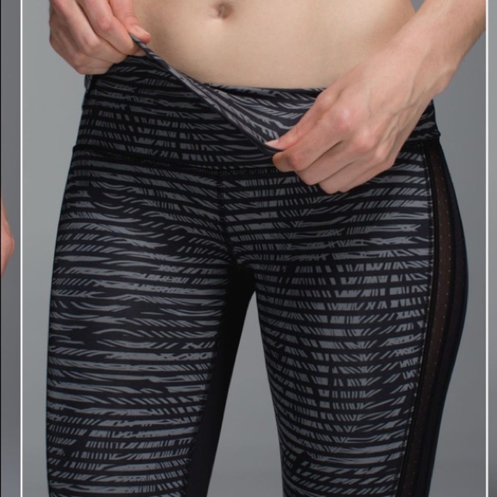 Lululemon Wunder Under Pant Roll Down SE size 4 - Picture 10 of 14